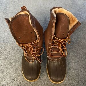 L.L. Bean men’s 8 inch bean duck boots cheering line